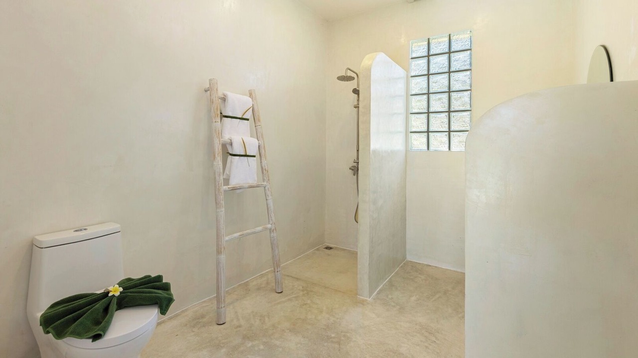 Photo of Bathroom in Choeng Mon