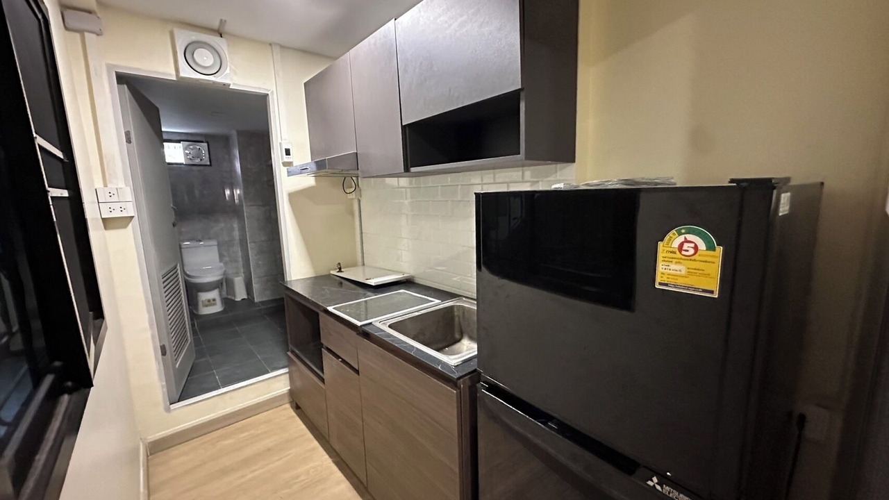 Photo of Kitchen in Khlong Toei