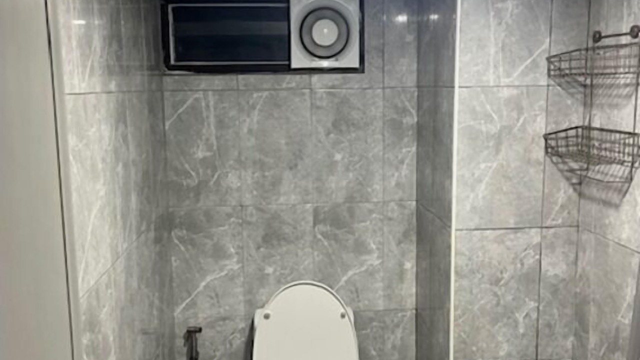 Photo of Bathroom in Khlong Toei