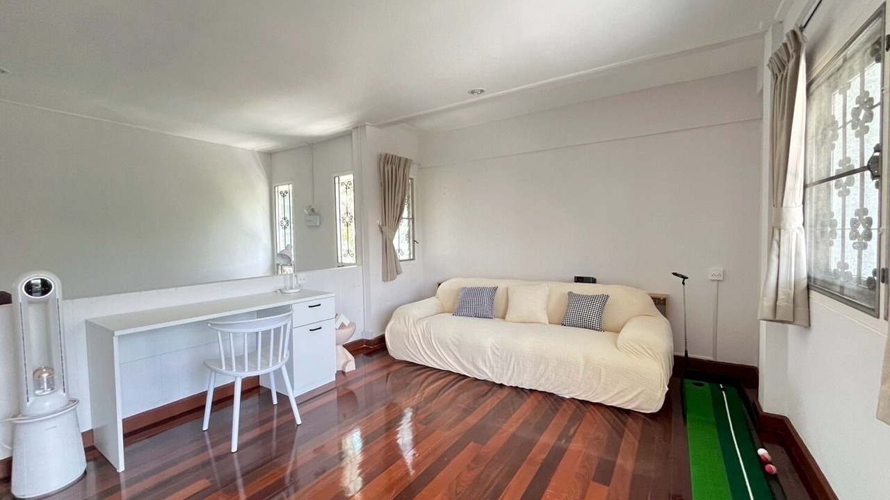 Photo of Livingroom in Suan Luang
