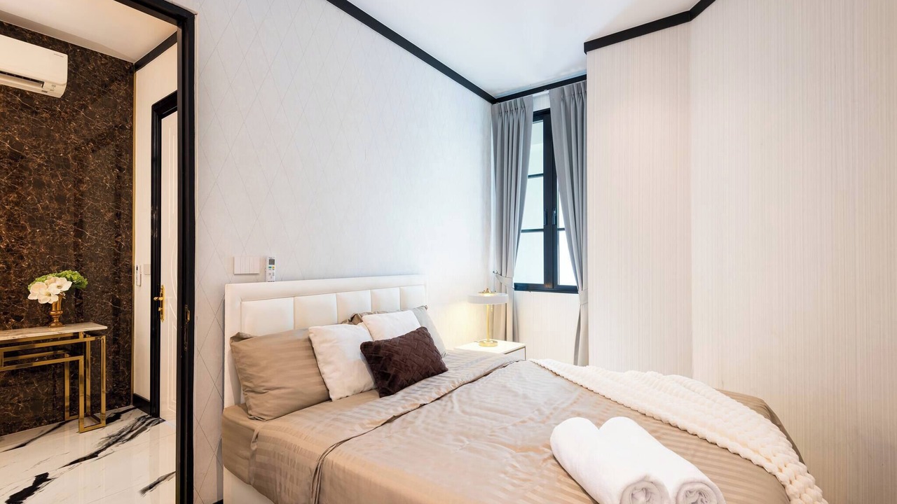 Photo of Bedroom in Phra Khanong Nuea
