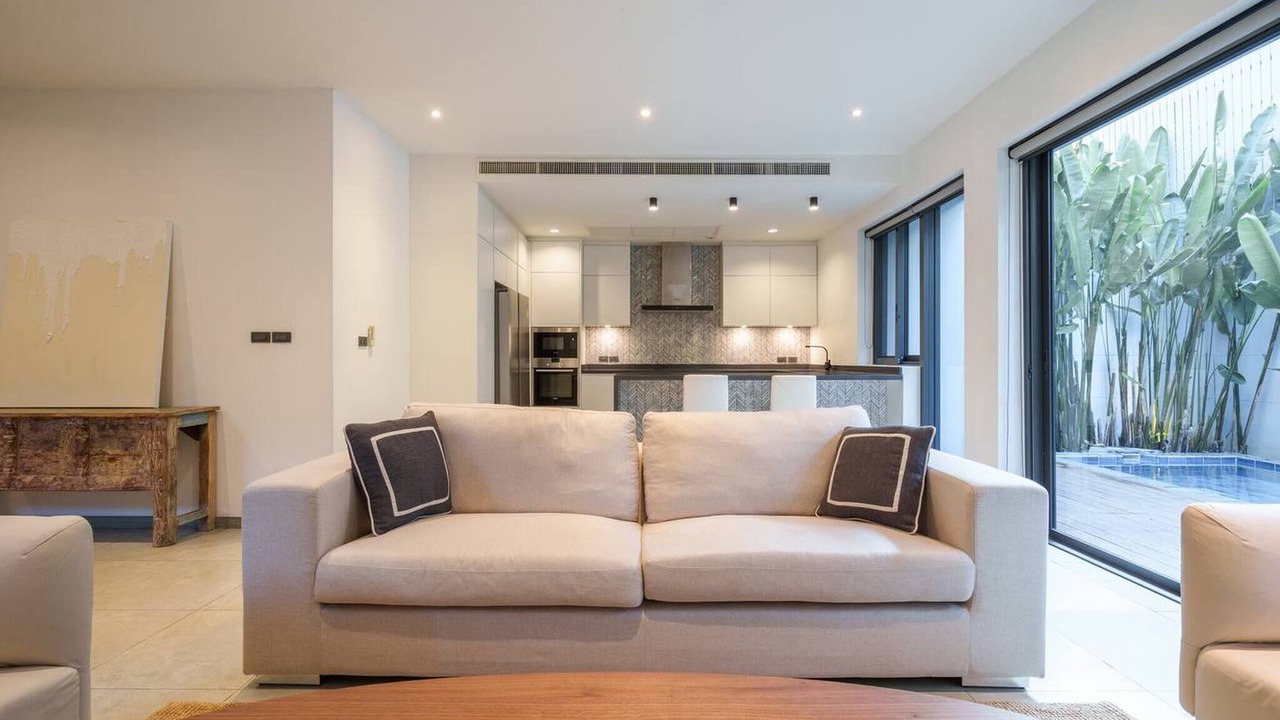 Photo of Livingroom in Khlong Tan Nuea