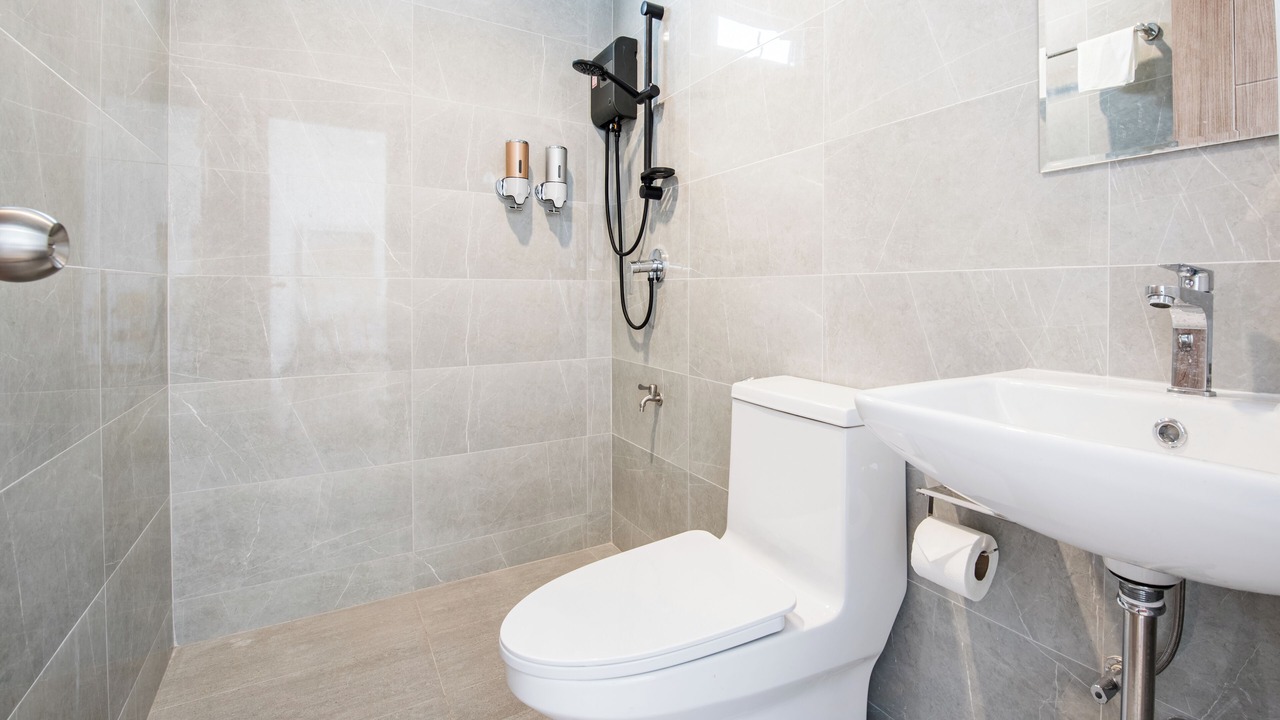 Photo of Bathroom in Phra Khanong Nuea