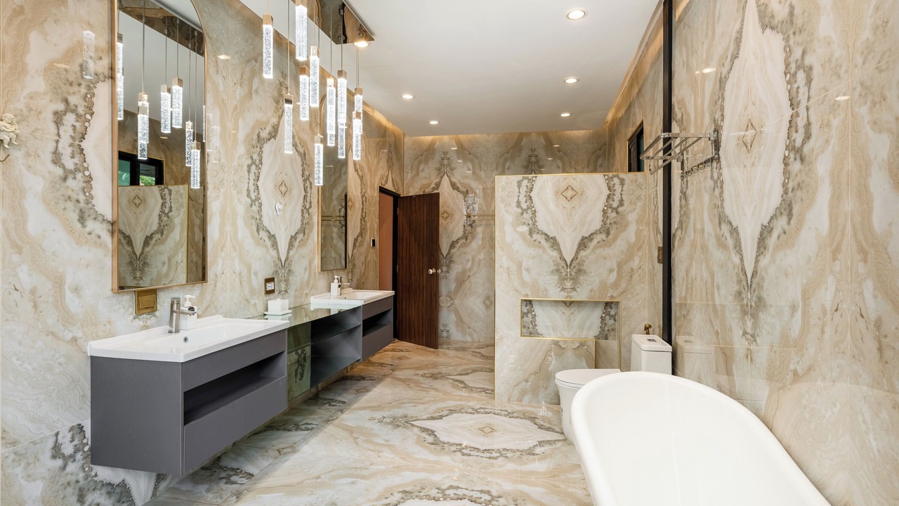 Photo of Bathroom in Huai Yai