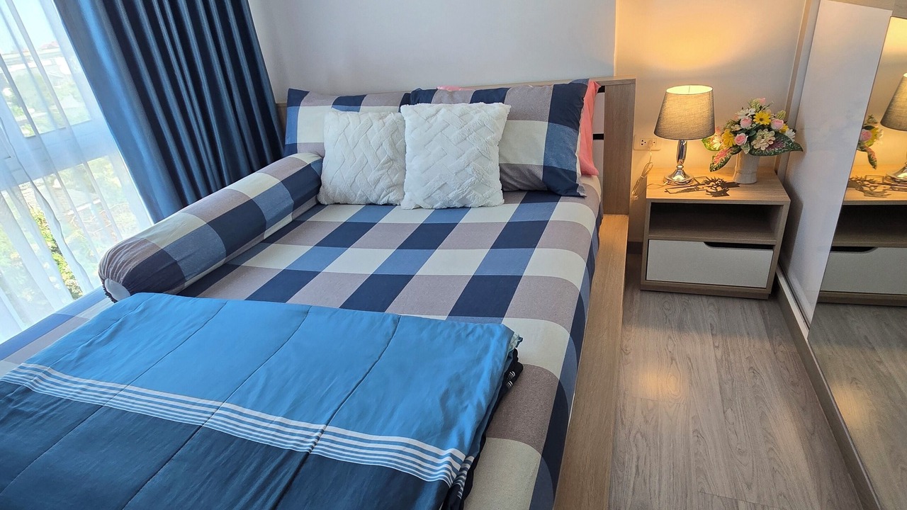 Photo of Bedroom in Talat Khwan