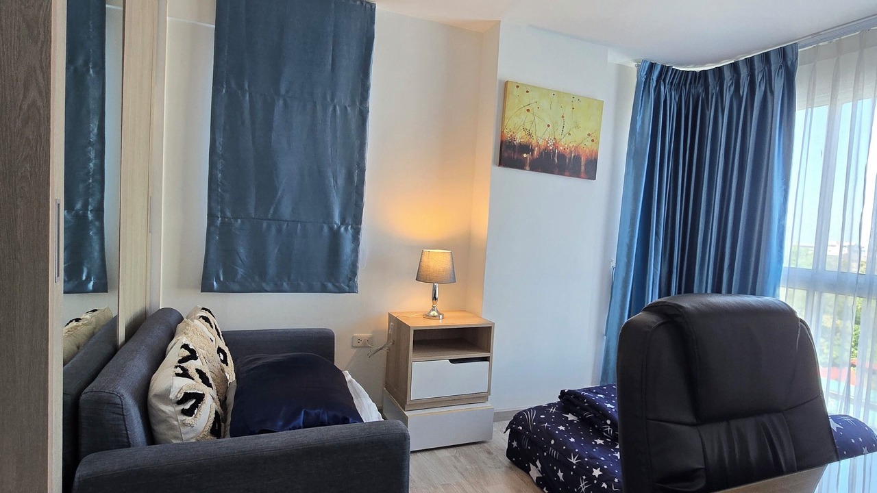 Photo of Livingroom in Talat Khwan