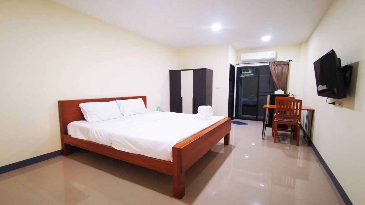 Photo of Bedroom in Krathum Baen