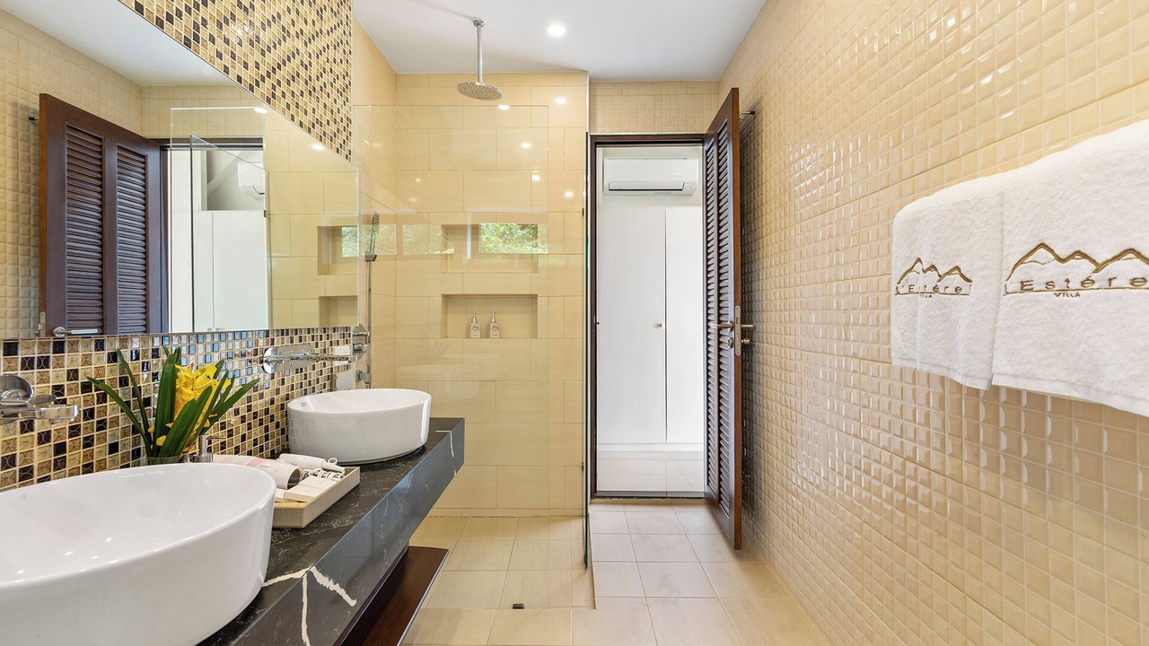 Photo of Bathroom in Mae Nam