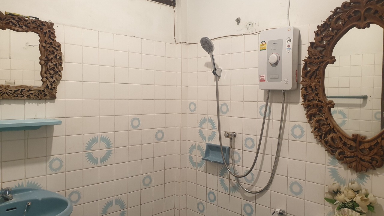 Photo of Bathroom in Mueang Samut Prakan District