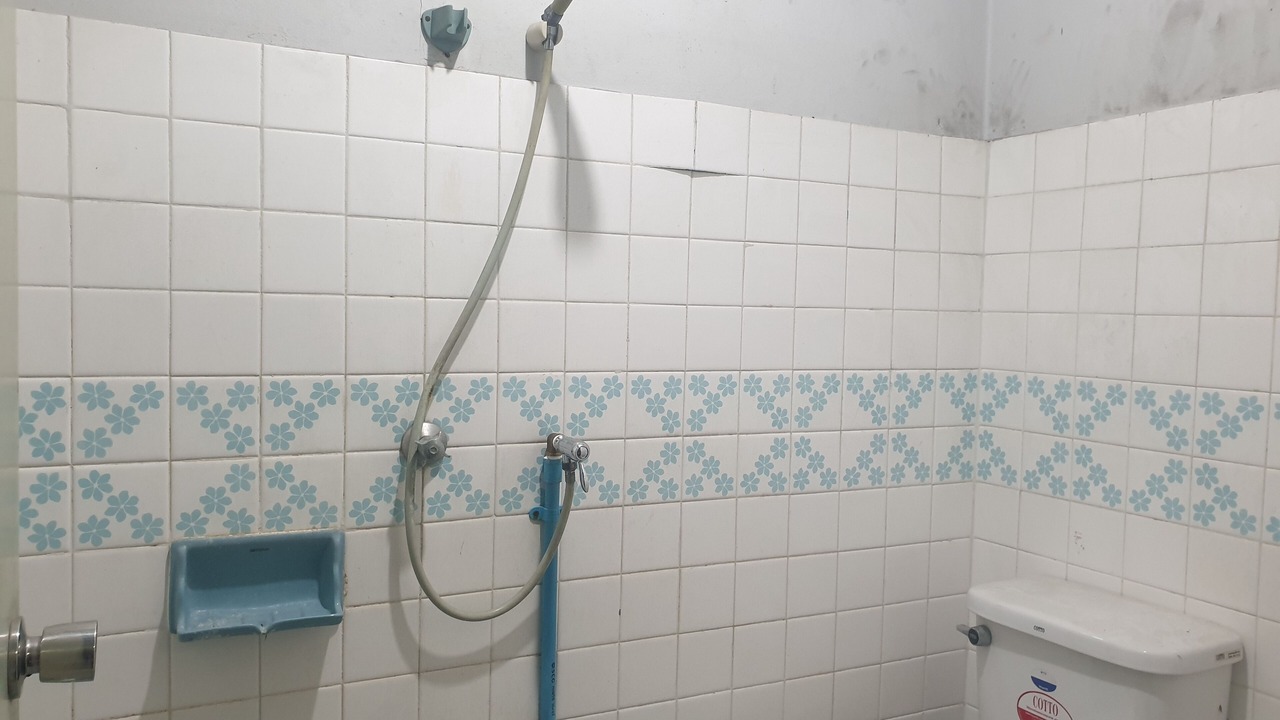Photo of Bathroom in Mueang Samut Prakan District