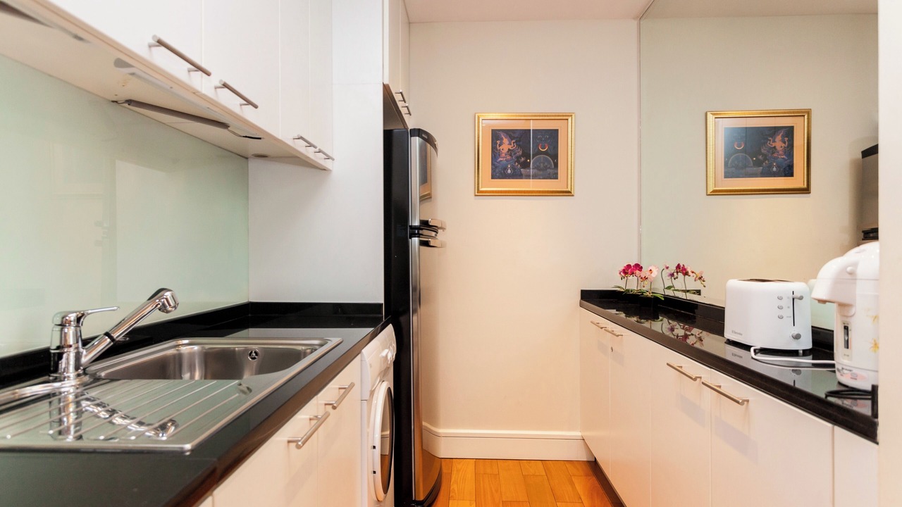 Photo of Kitchen in Thung Maha Mek