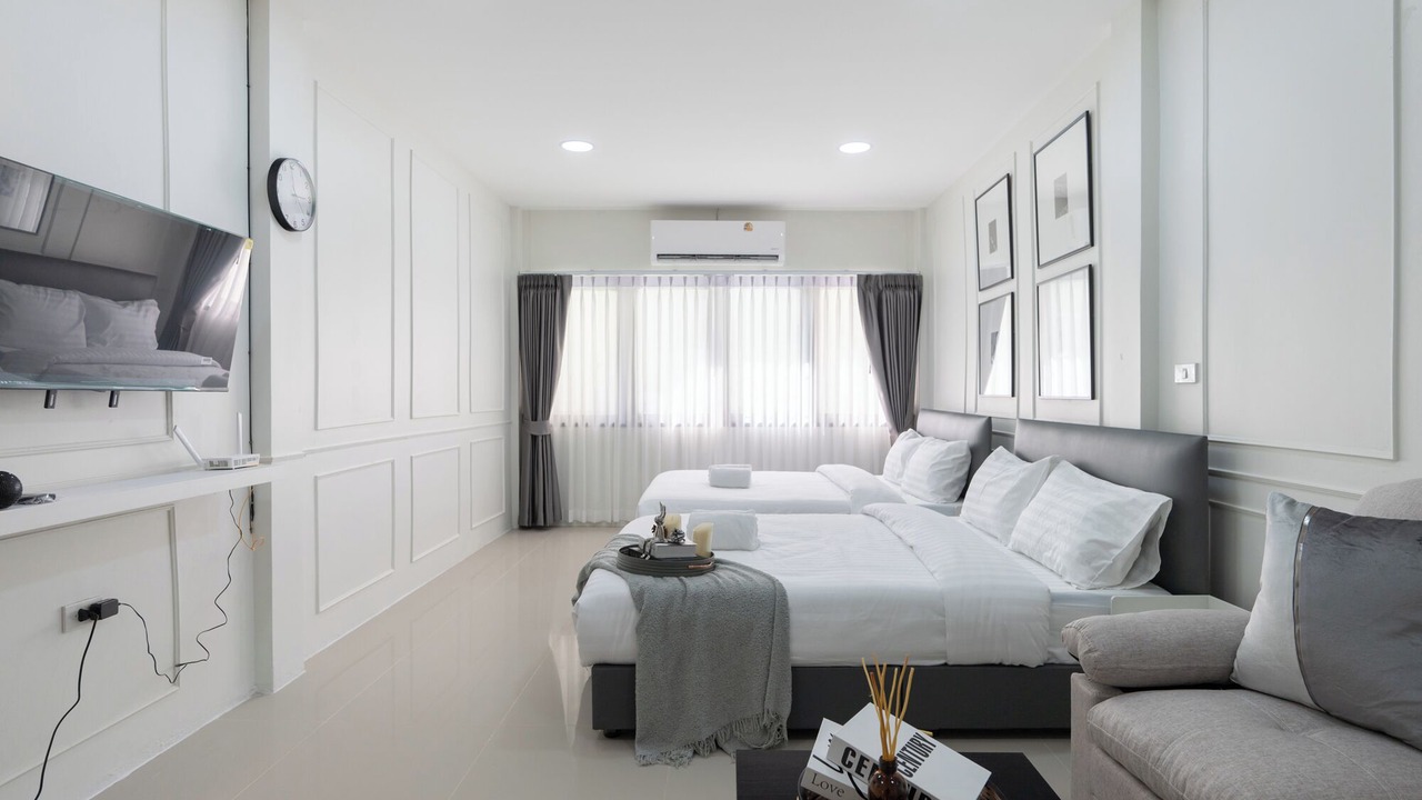 Photo of Bedroom in China Town