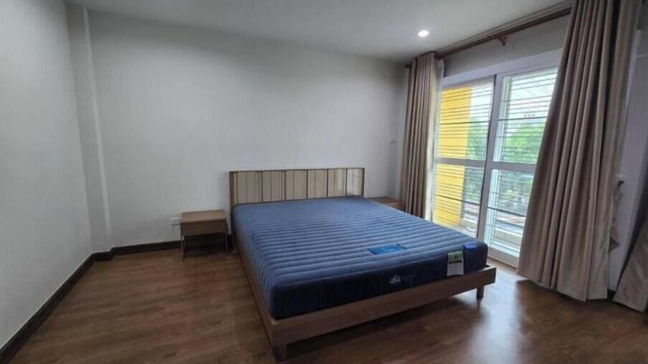 Photo of Bedroom in Srisa Chorakhe Noi