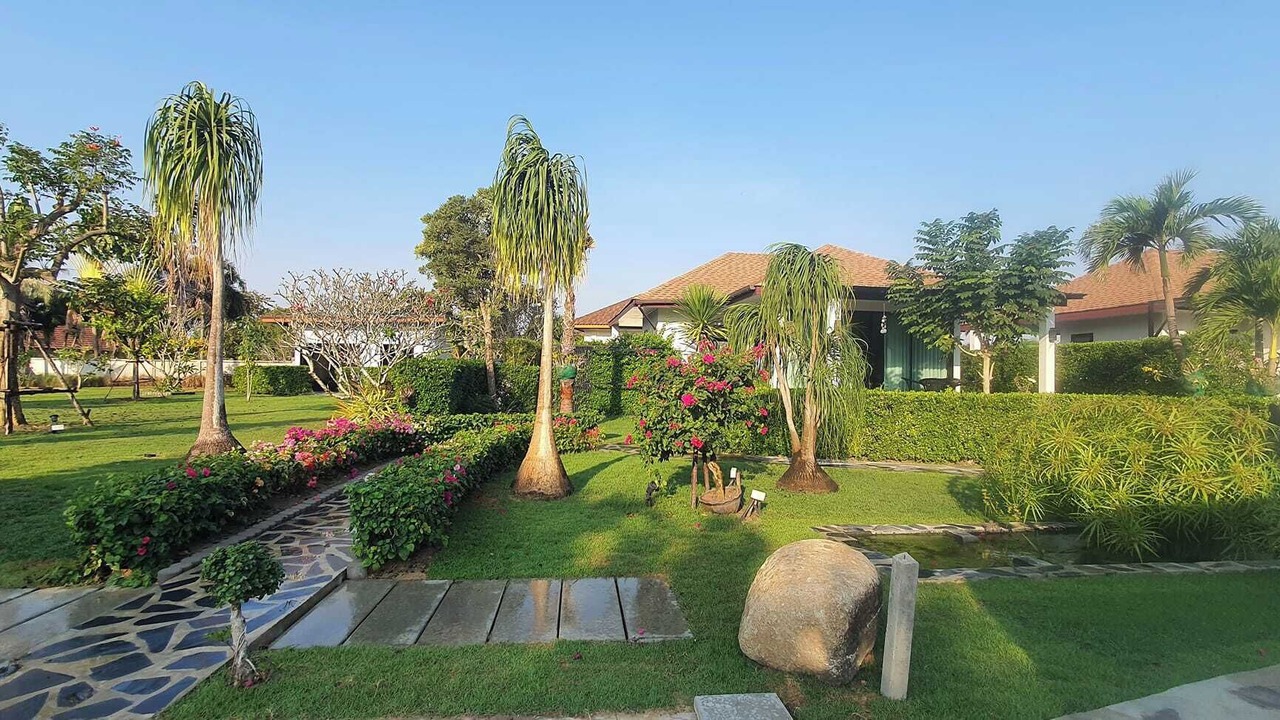 Photo of Outdoor in Hin Lek Fai