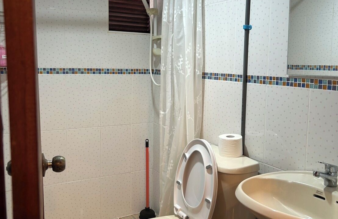 Photo of Bathroom in Thong Krut