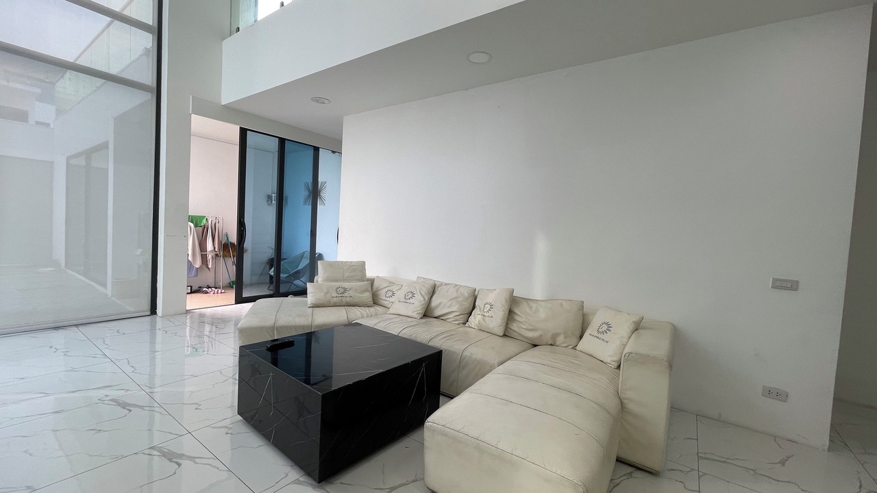 Photo of Livingroom in Central Pattaya