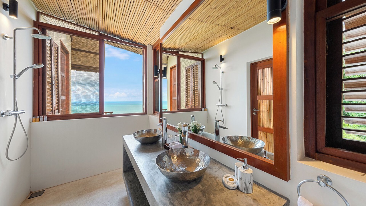 Photo of Bathroom in Choeng Mon