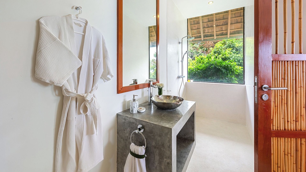 Photo of Bathroom in Choeng Mon