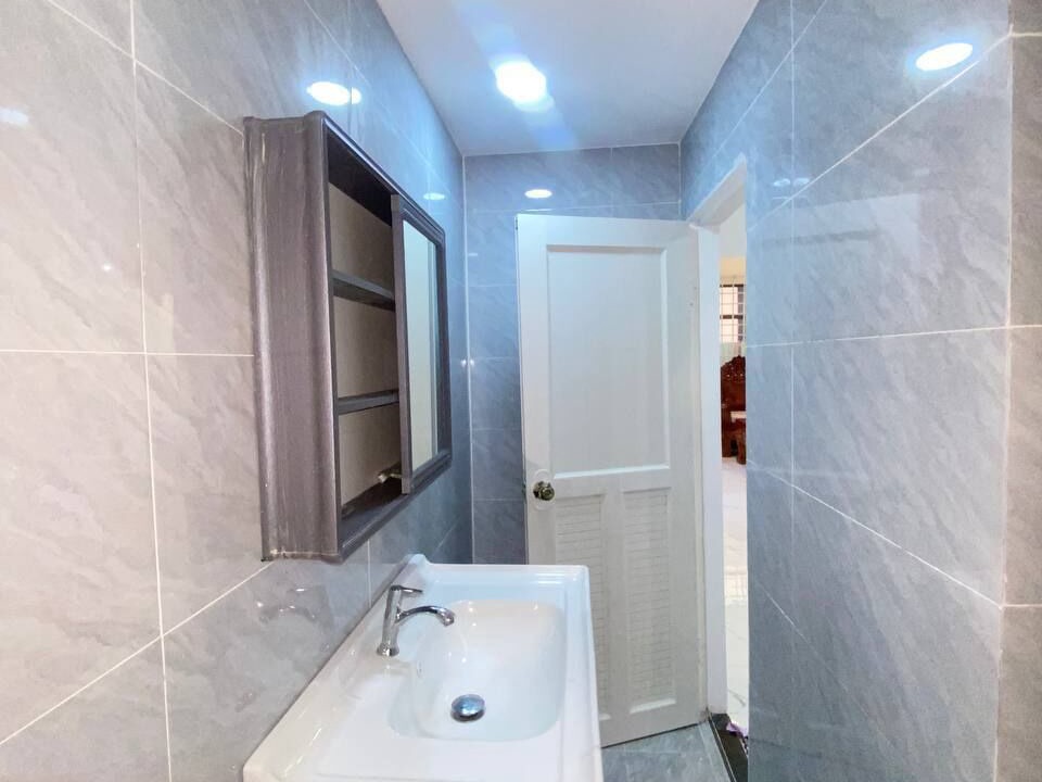Photo of Bathroom in Chamkar Mon