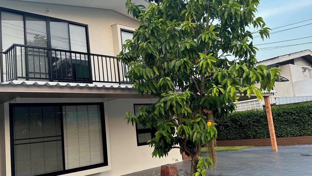 Photo of Outdoor in Talat Bang Khen