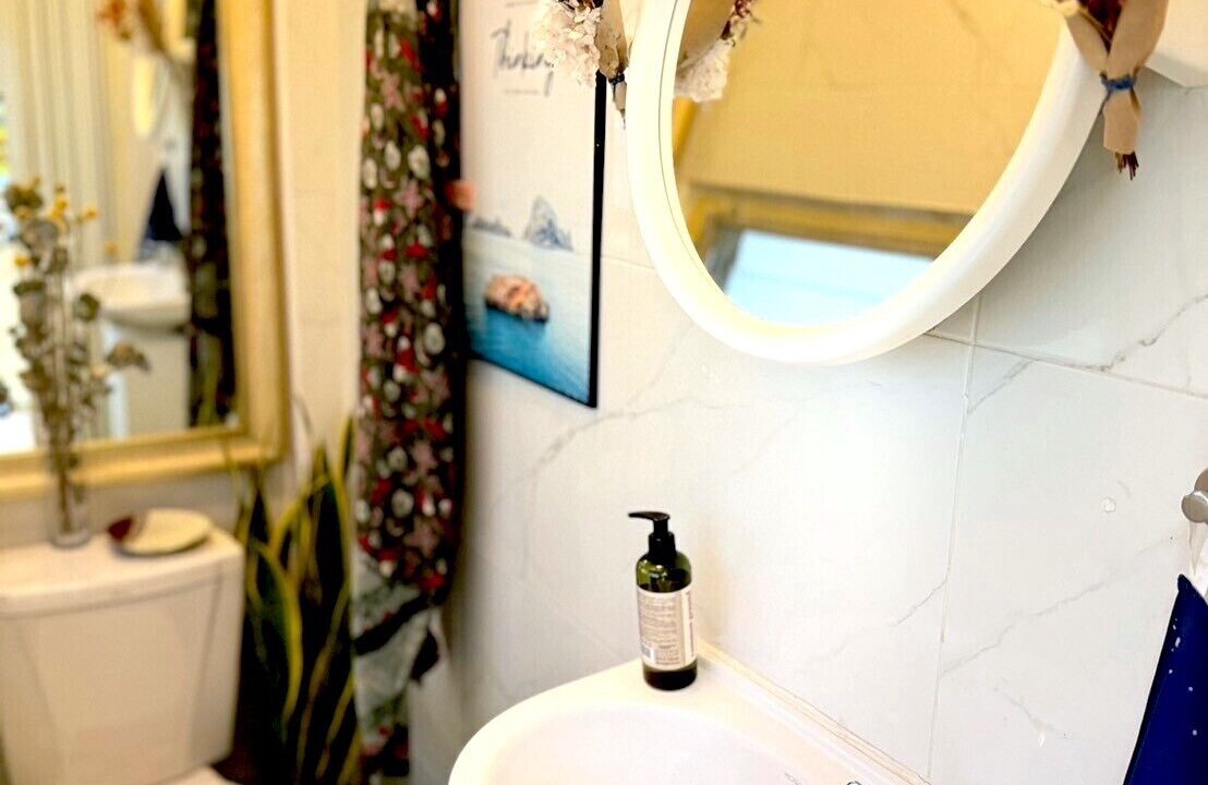 Photo of Bathroom in Bangkok Central Business District