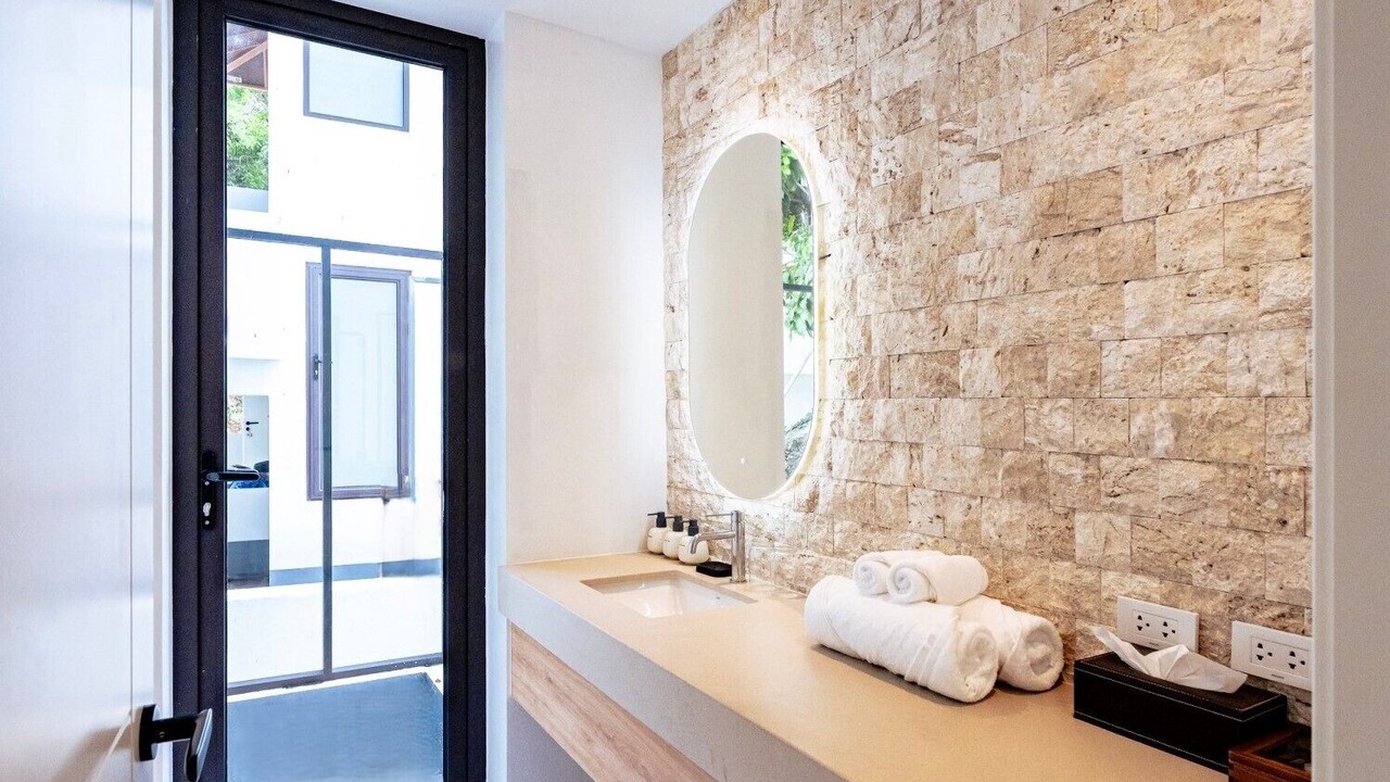 Photo of Bathroom in Maret
