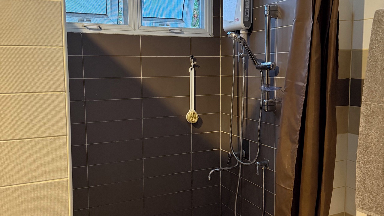 Photo of Bathroom in Thung Song Hong