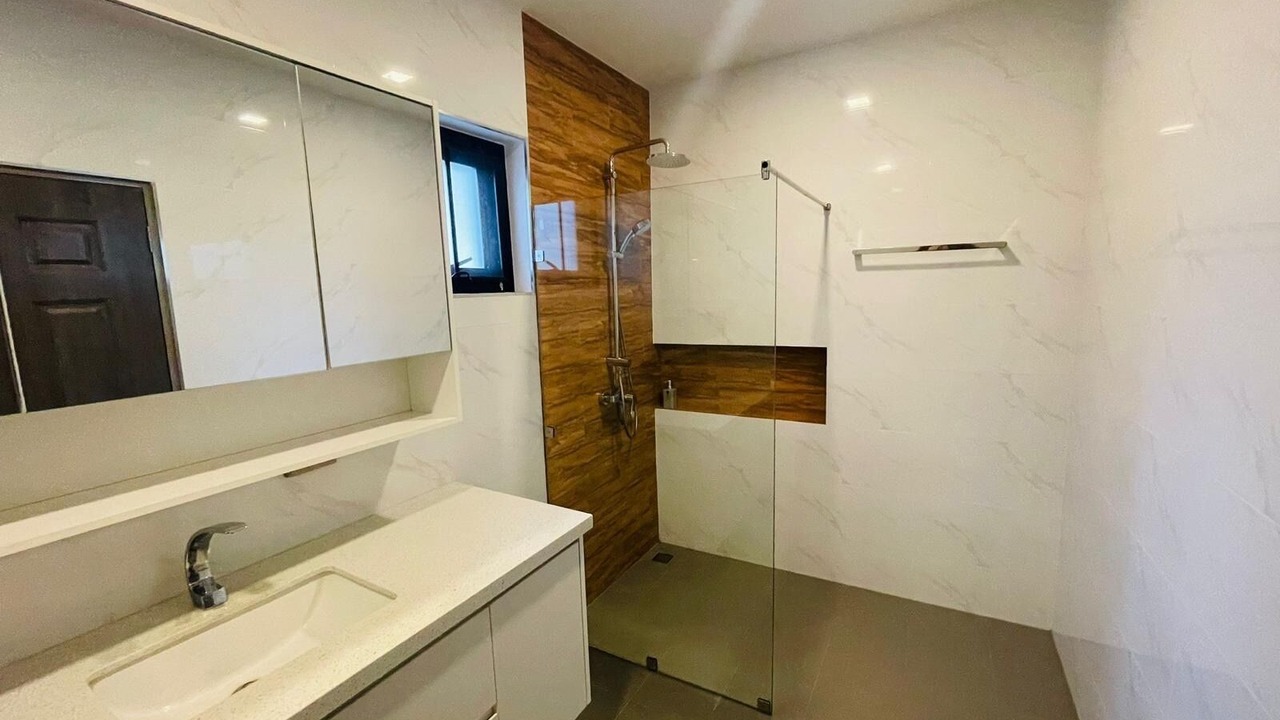 Photo of Bathroom in Hin Lek Fai