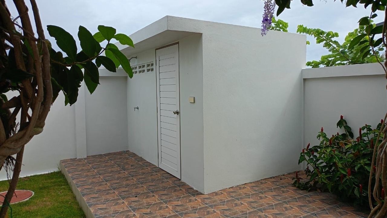 Photo of Outdoor in Hin Lek Fai
