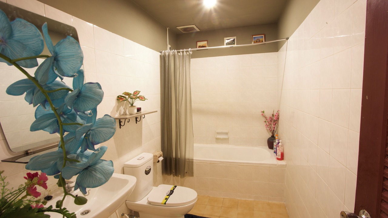 Photo of Bathroom in Chang Phueak