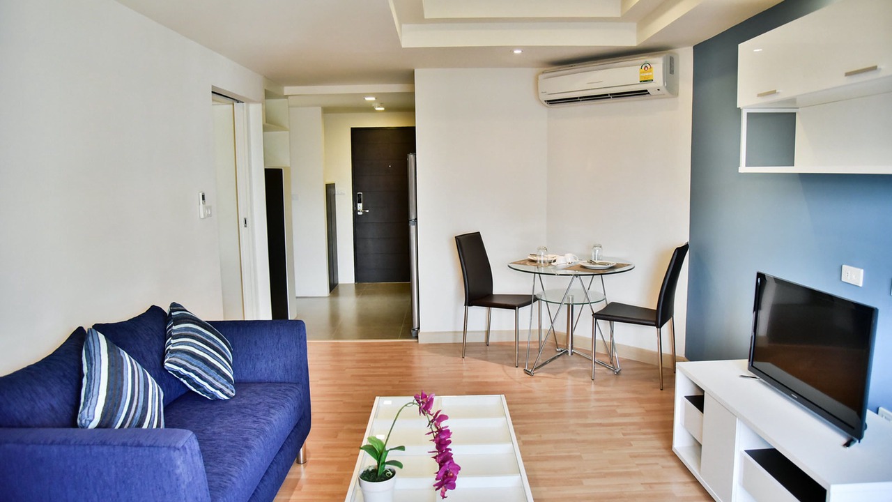 Photo of Livingroom in Khlong Tan