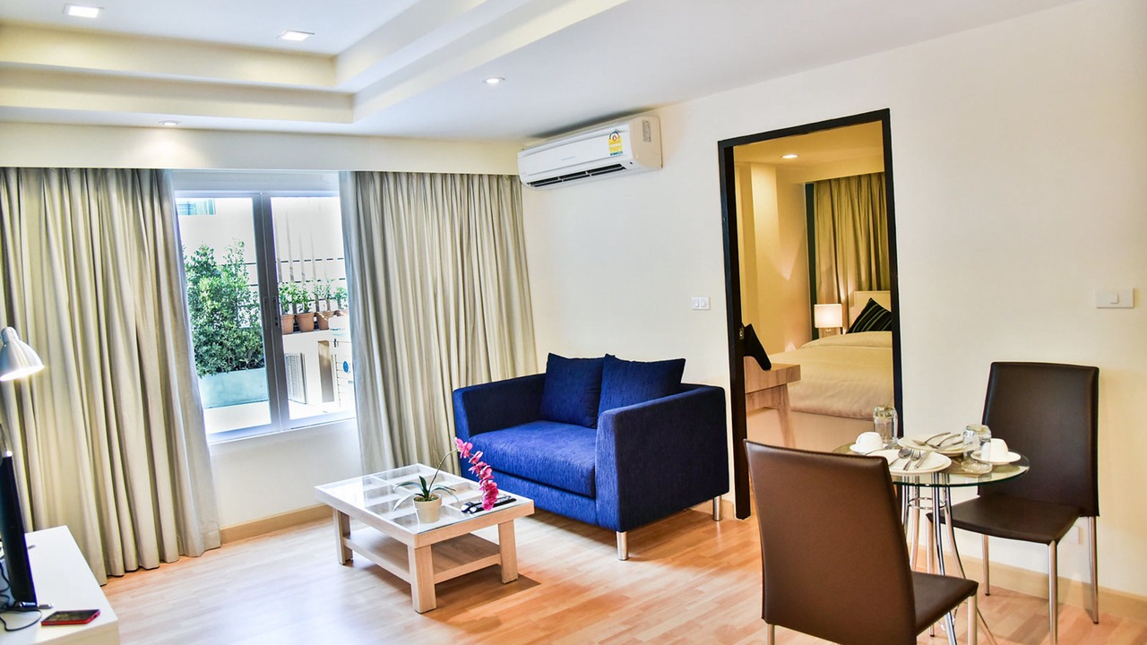 Photo of Livingroom in Khlong Tan