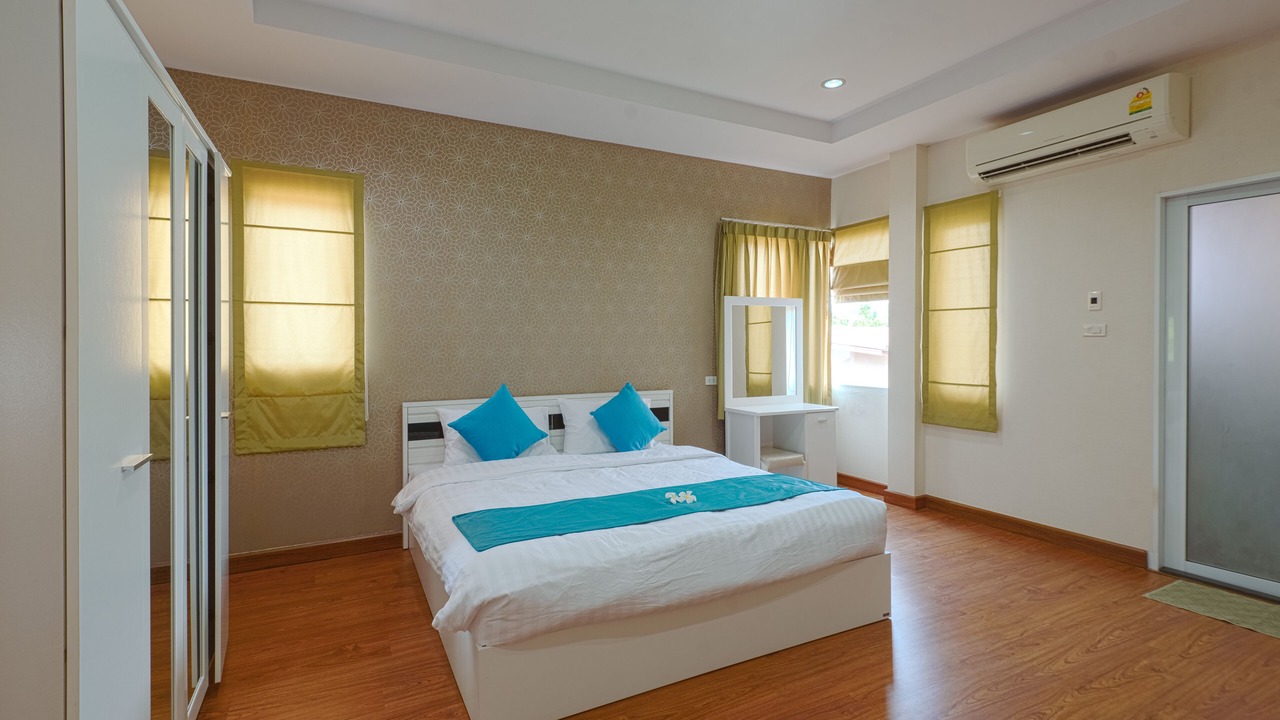 Photo of Bedroom in Downtown Krabi