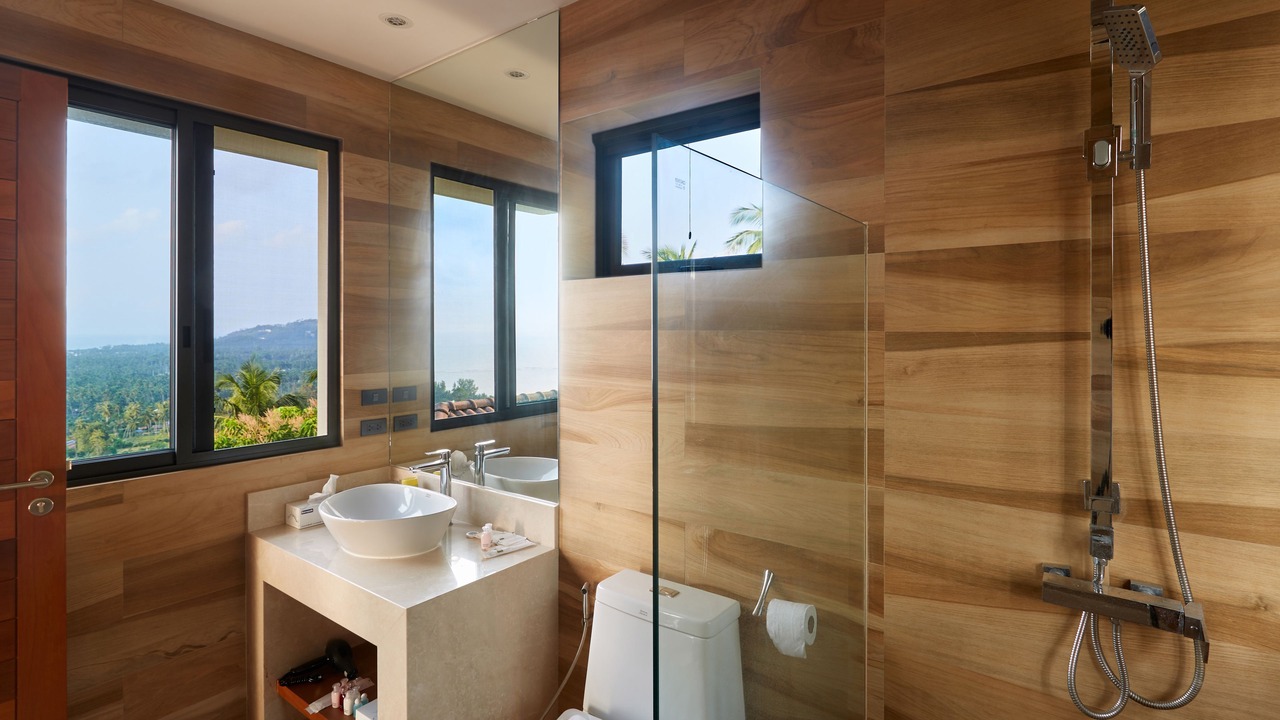 Photo of Bathroom in Maret