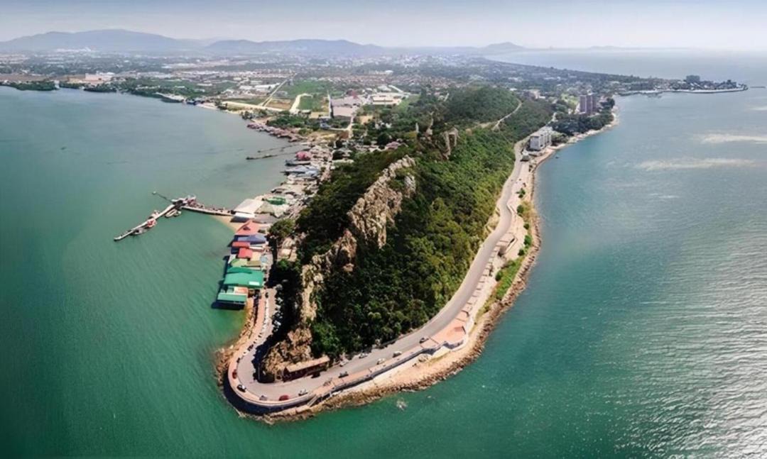 Photo of Others in Saen Suk