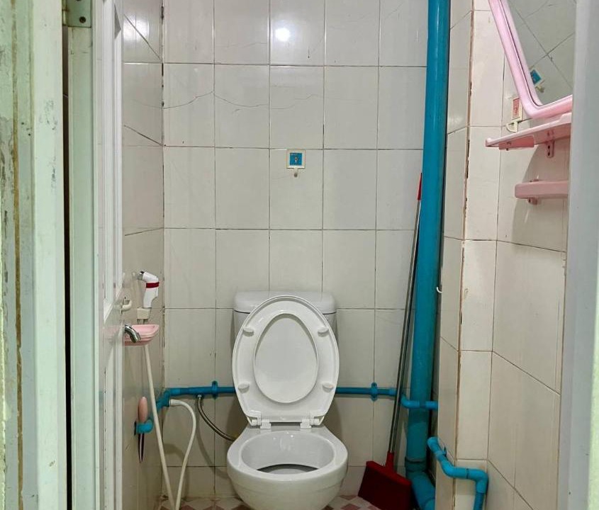 Photo of Bathroom in Chamkar Mon