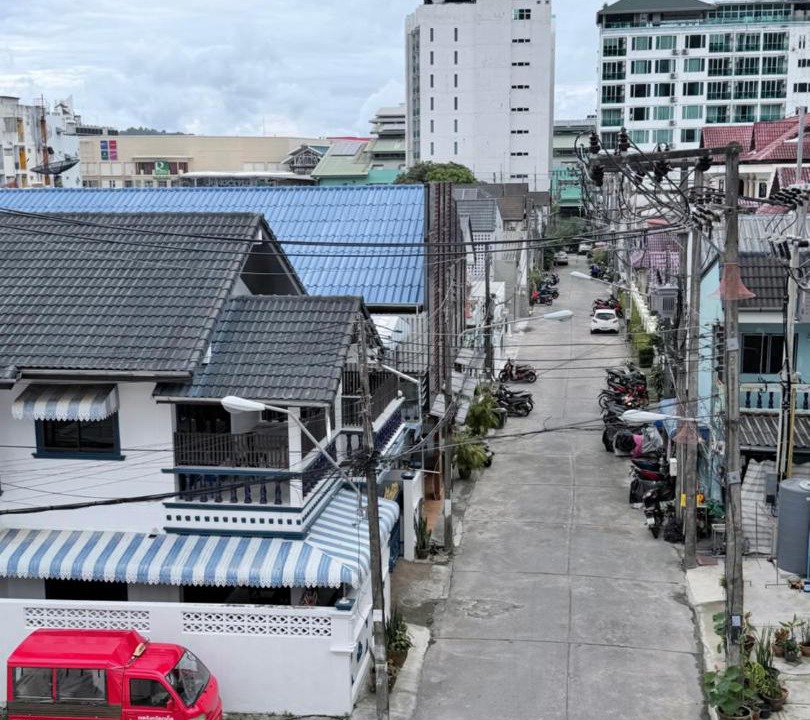 Photo of Others in Nanai Road