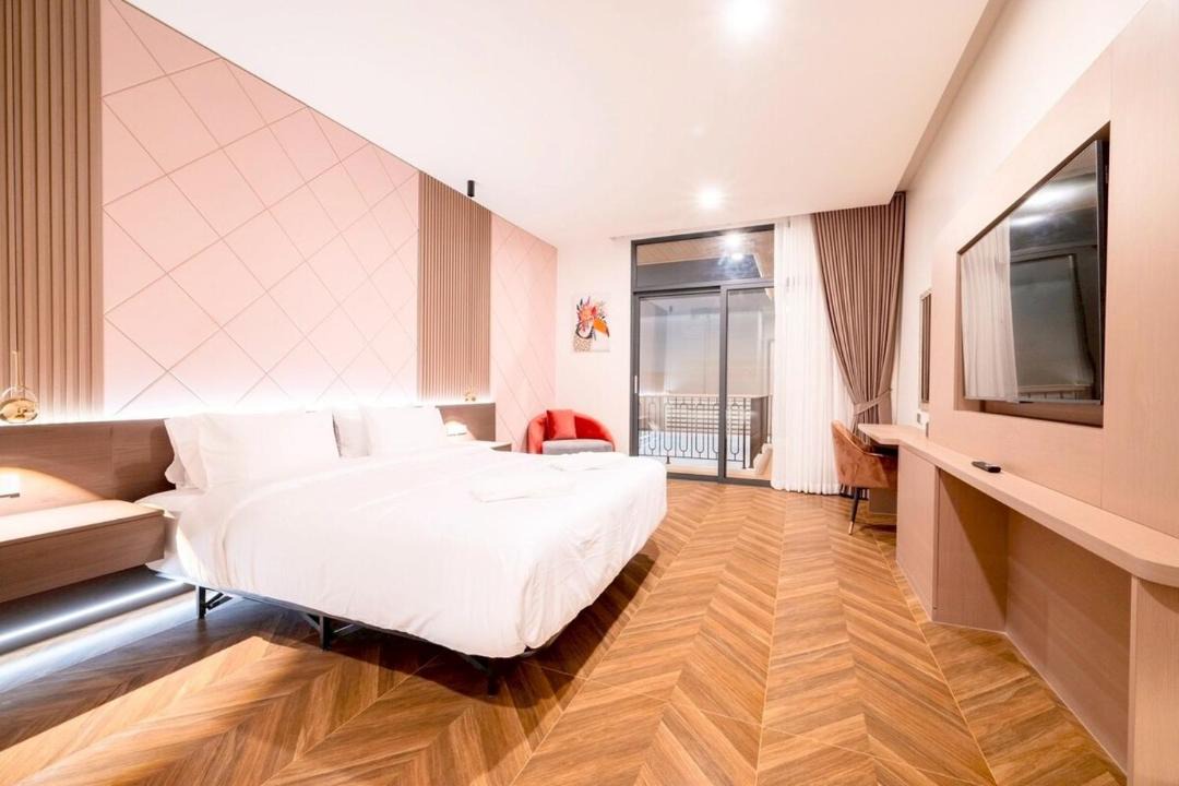 Photo of Bedroom in Pong