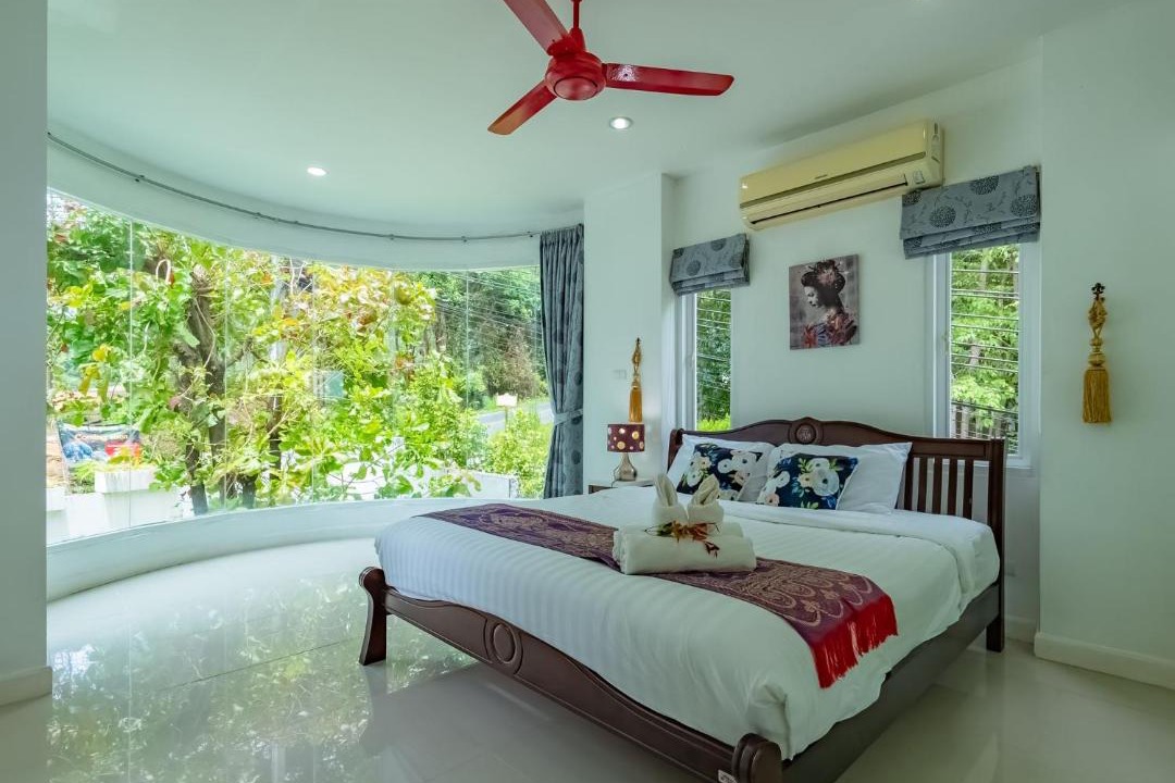 Photo of Bedroom in Chalong