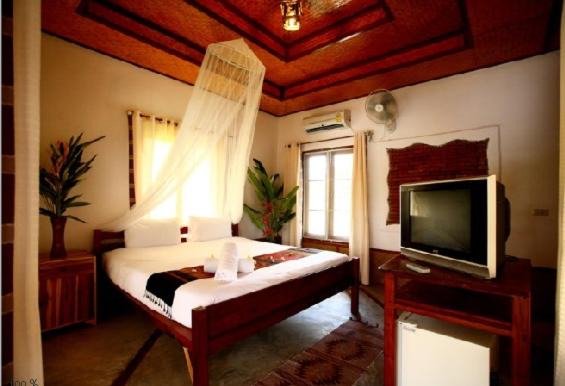 Photo of Others in Mae Hi