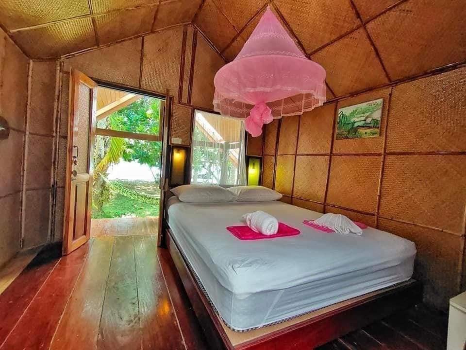 Photo of Bedroom in Ko Libong