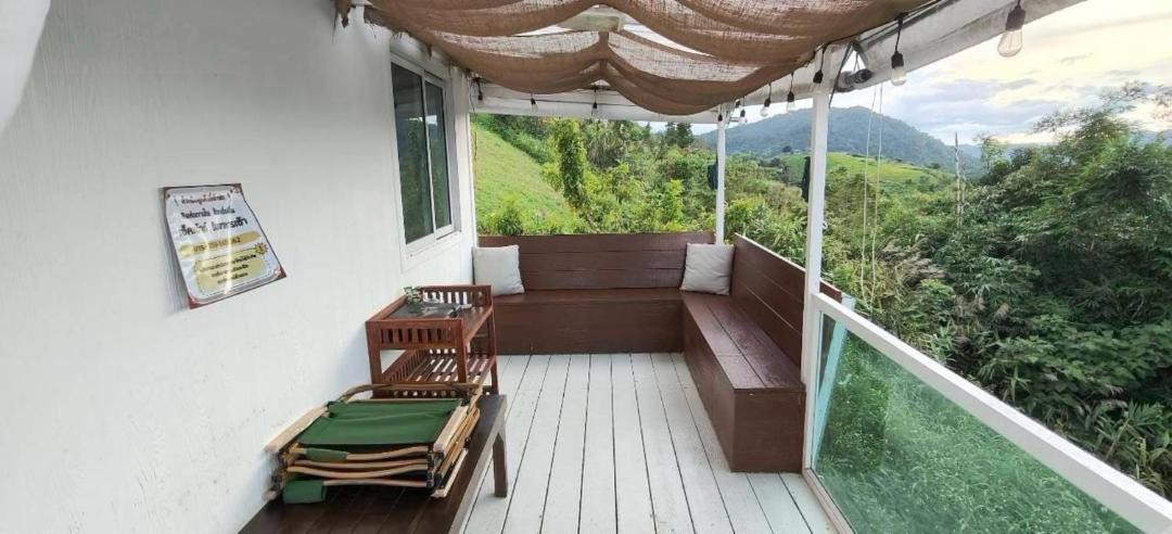 Photo of Patio Balcony in Phop Phra