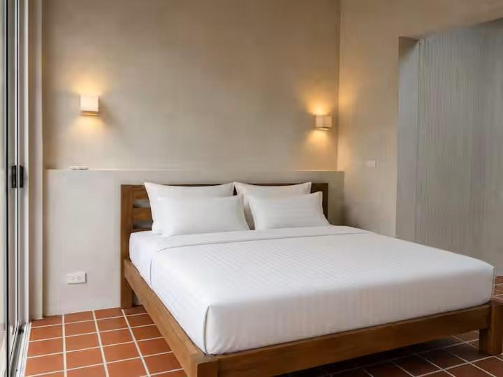 Photo of Bedroom in Koh Kaew