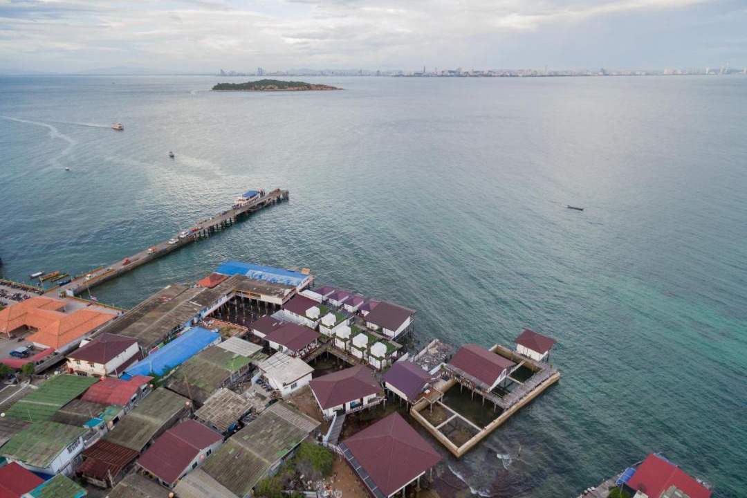 Photo of Others in Koh Lan
