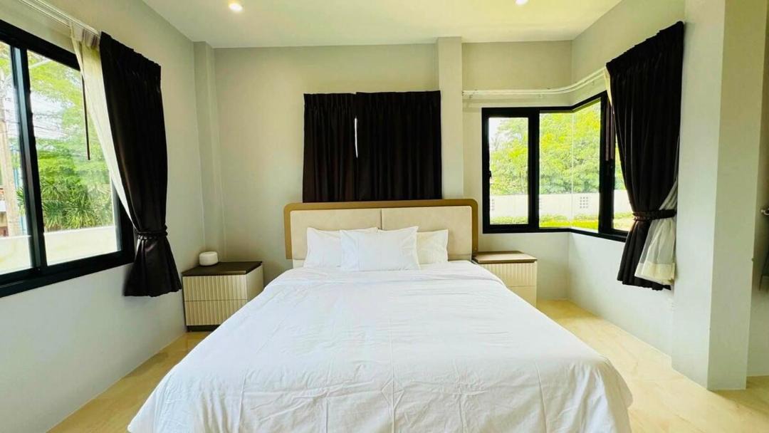 Photo of Bedroom in Mae Nam