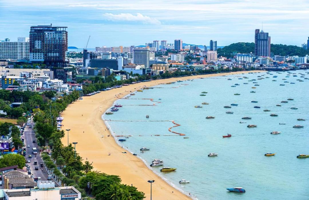 Photo of Others in Pattaya Bay