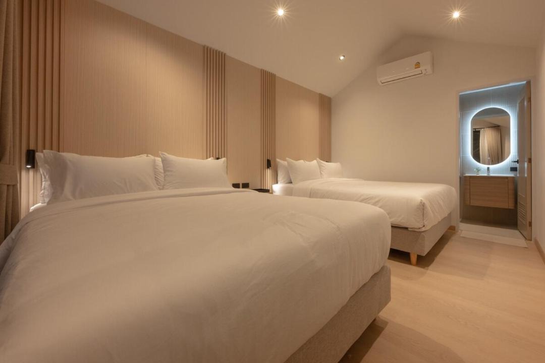 Photo of Bedroom in Khlong Toei