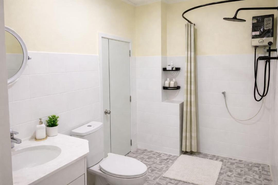 Photo of Bathroom in Nai Mueang