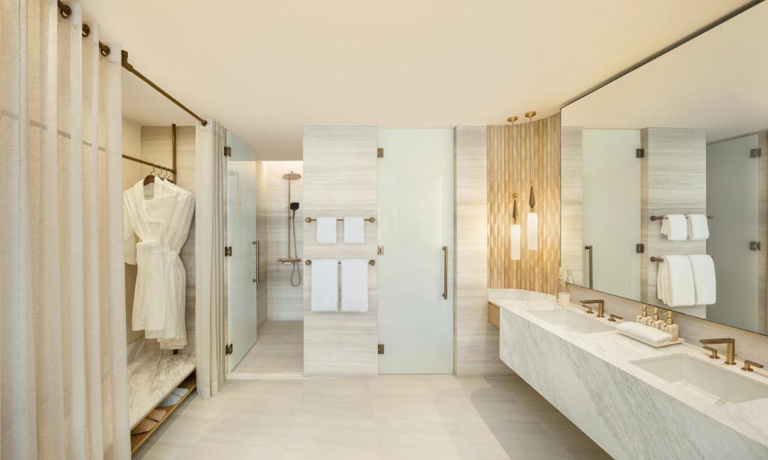 Photo of Bathroom in Chaweng City Center