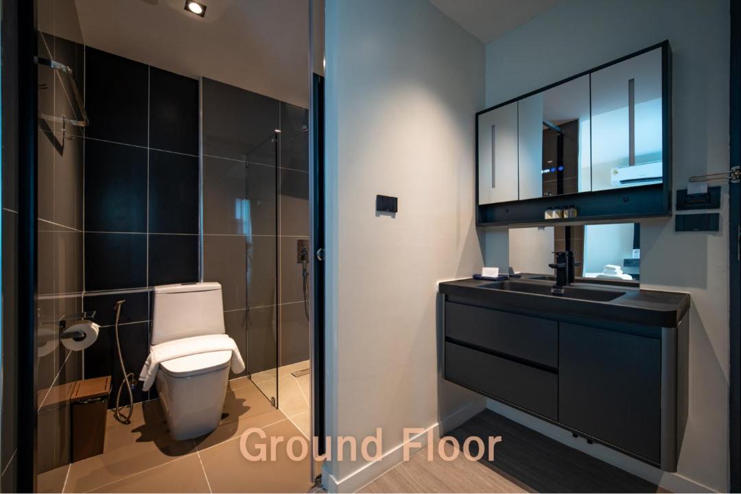 Photo of Bathroom in Old City